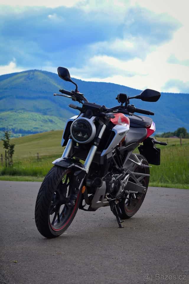 Prodám Honda CB125R
