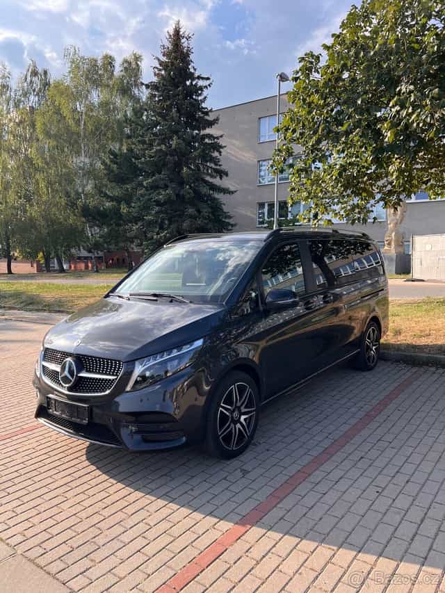 Mercedes V300 exclusive
