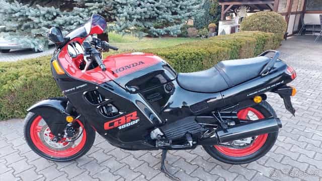 Honda CBR 1000F - 1. generace