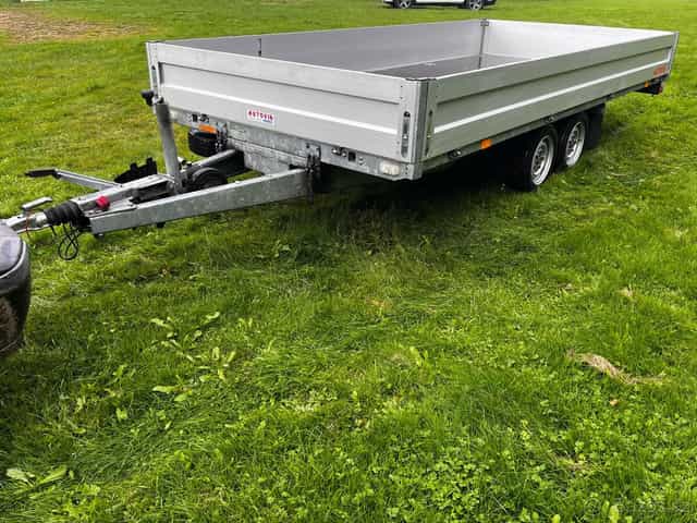 přívěs Agados Adam