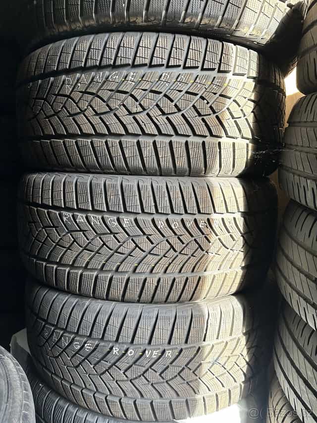 Range Rover Sport rv. 2020 sada zimních 22” pneu