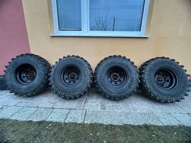 Disky + pneu Silverstone MT117 X-treme 33x10.5 R15