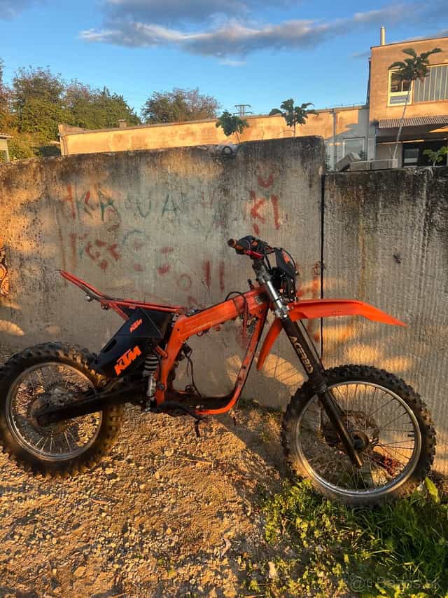 Xmoto 250