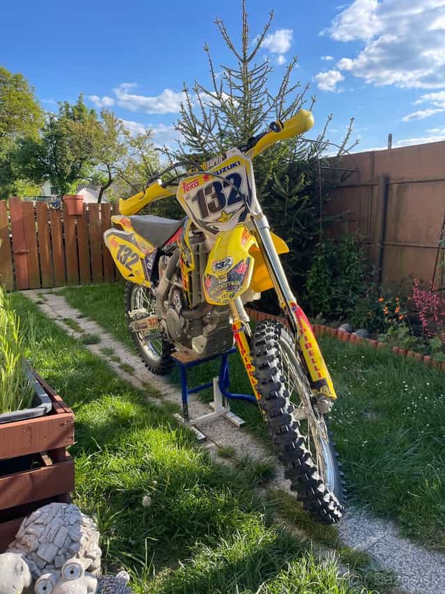 Predám Suzuki RMZ 450 2010