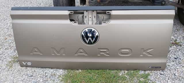 Predám zadnú stenu VW Amarok 2025