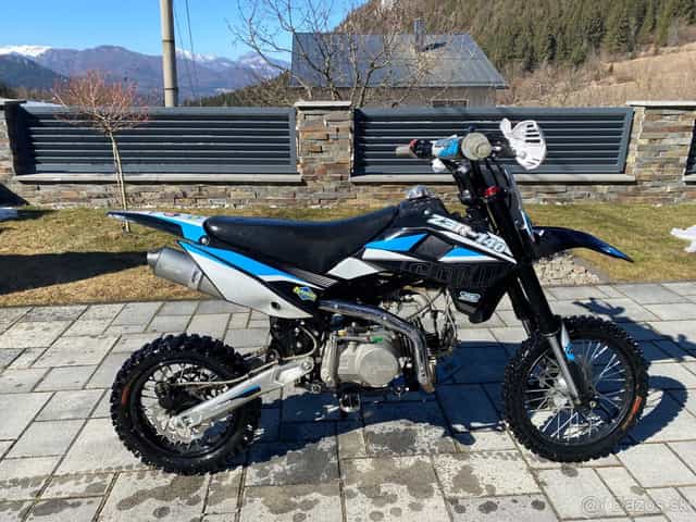 Stomp 140 Z3R Pitbike