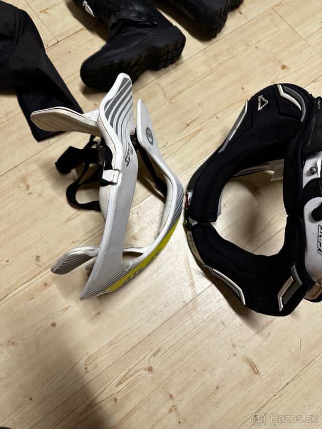 Nákrčník detský a dospelácky