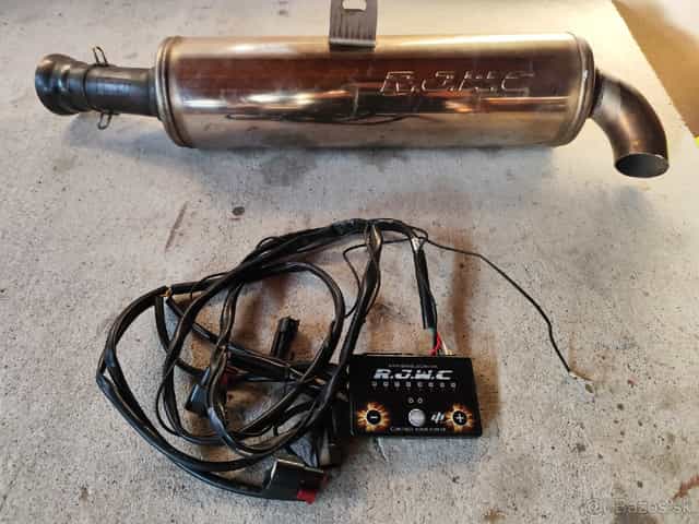 Ladený výfuk R.J.W.C, jednotka na zvýšenie výkonu R.J.W.C