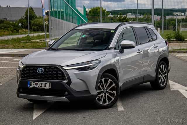 Toyota Corolla Cross 2.0 Hybrid 197k e-CVT STYLE 4x4