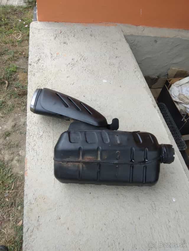 Vyfuk  suzuki gsxr750 k6-7