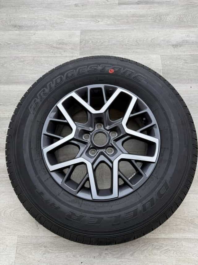 R18 NEPOUŽITÁ KOLA JEEP WRANGLER/GLADIATOR DOT2024