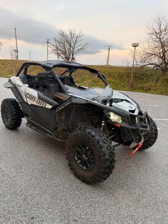 Can Am Maverick Turbo  DS