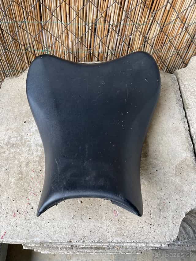 Sedačka pre Suzuki GSX-R 1000 K7 K8