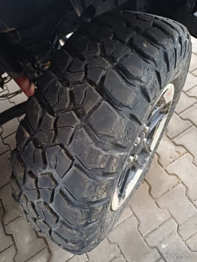 bf goodrich 255/75r17 off road