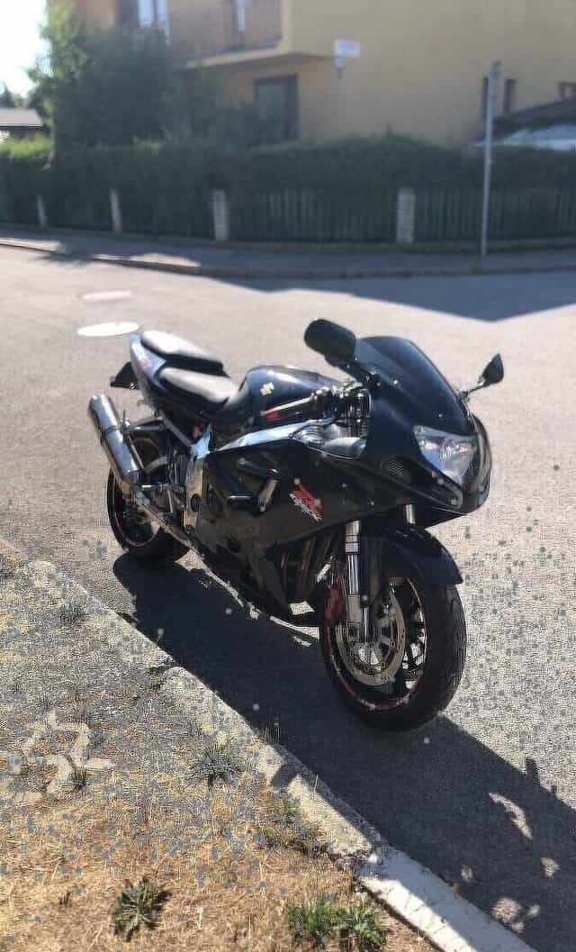 Suzuki gsxr 600 750  2001-2003 diely