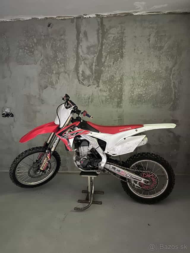 Honda CRF 450 2016 - 94MTH od nová
