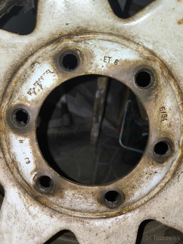 DISKY TOYOTA HILUX R15 (rok výroby cca 1987)