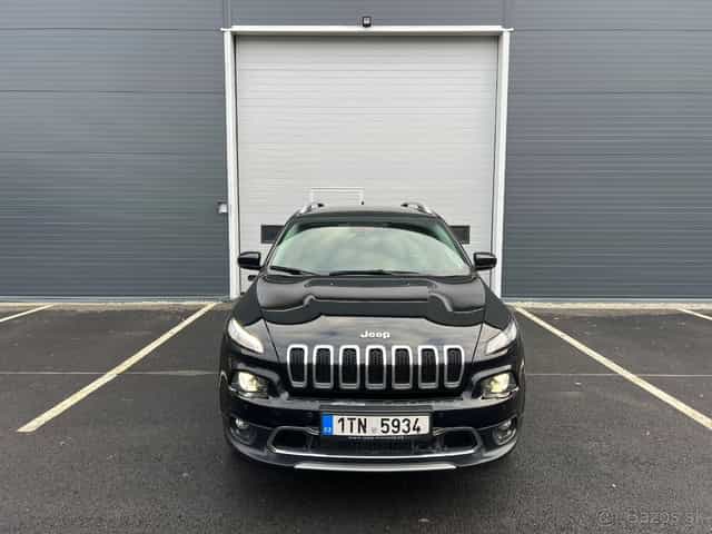 Jeep Cherokee 2.2 CRD 4x4, 88 000 km, ČR (Třinec)