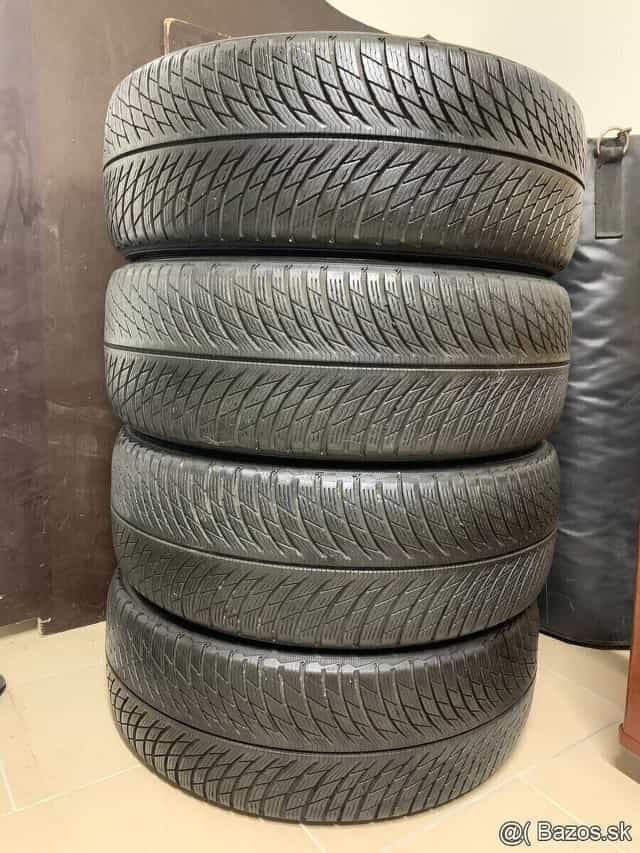235/55 R19 105V ZIMNÉ PNEUMATIKY