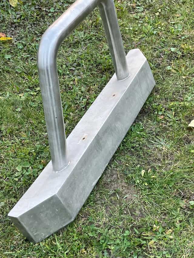 Predný pevnostný nárazník