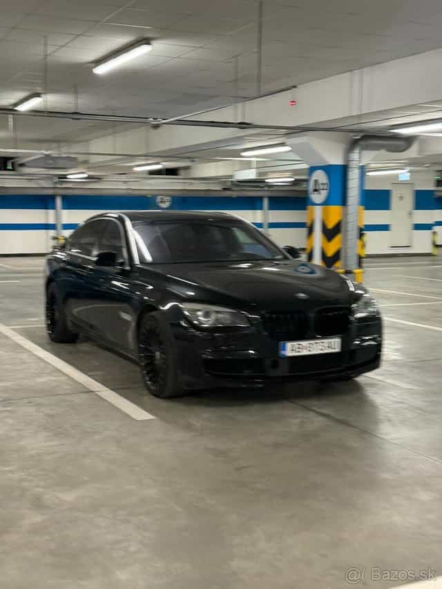 BMW 760i V12