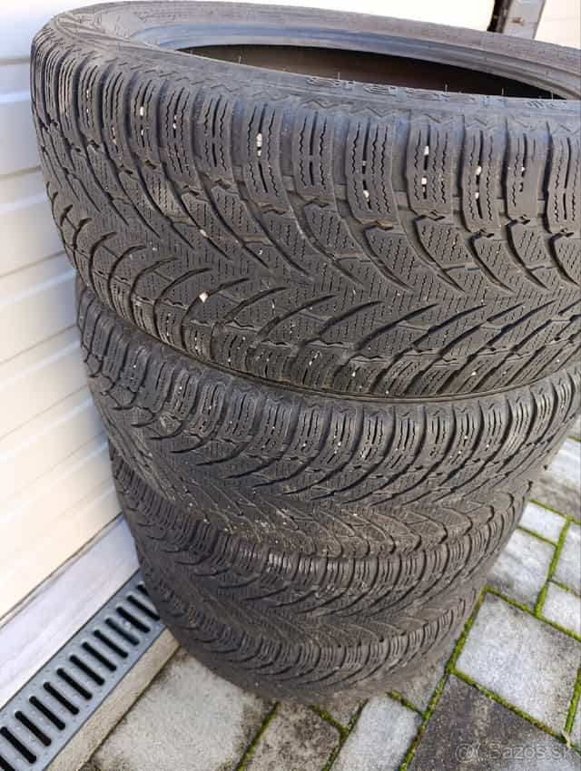 Nokian 215/55 R18 WR SUV