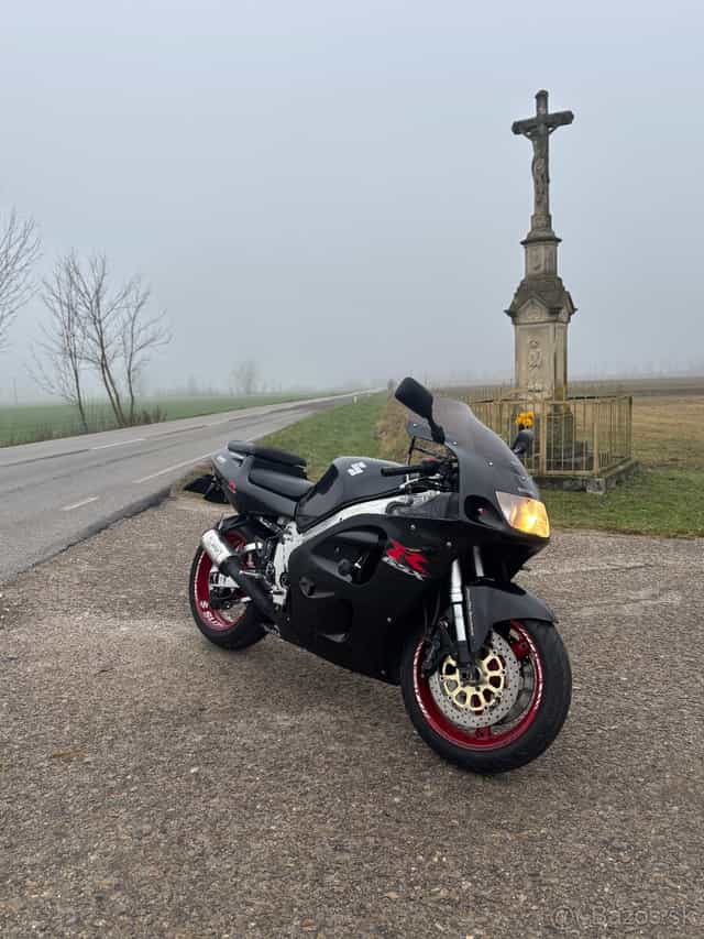 Suzuki gsxr 750 srad A2