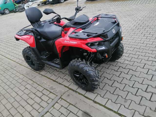Predám Can am Outlander G3 700 max