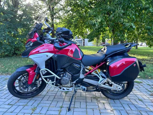 Ducati Multistrada V4S, 2022., v zaruke. naj. 23800km