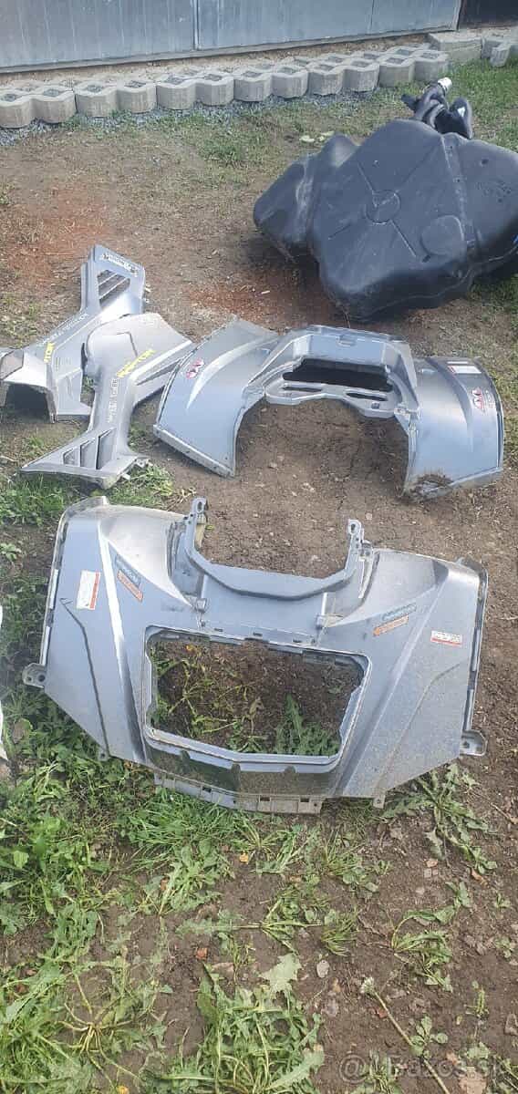 Plasty na Cf moto x8 2013