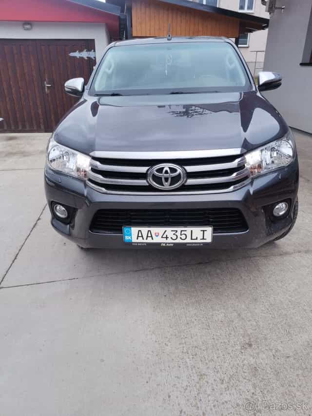 Toyota hilux 2.4