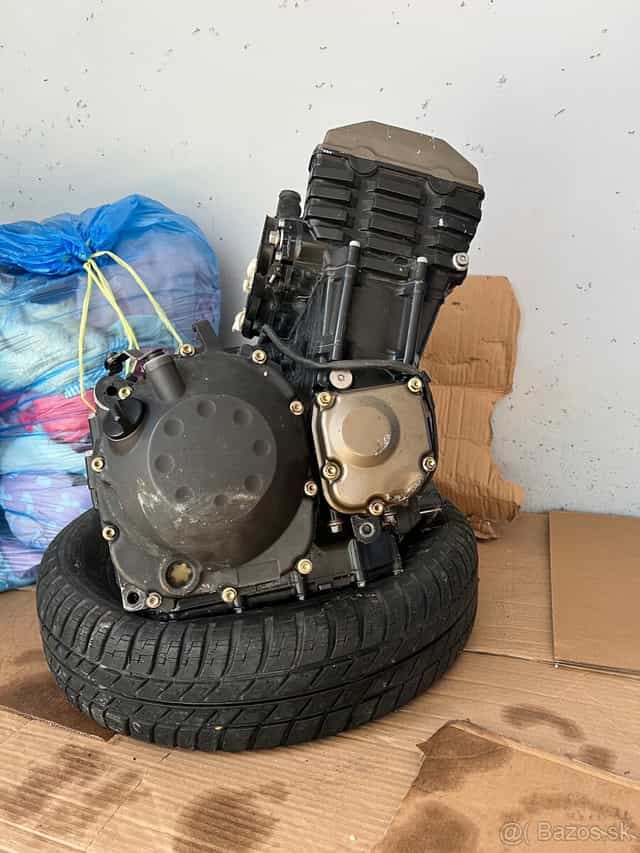 Motor z750