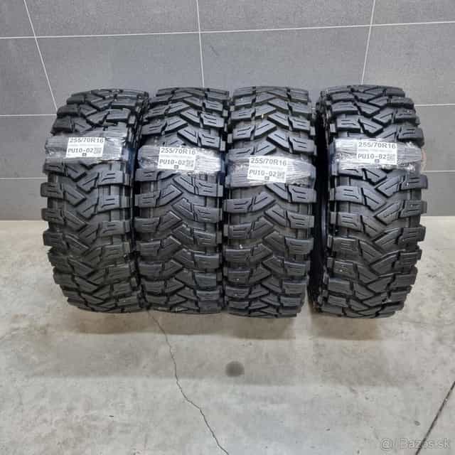 Letné Offroad pneumatiky 255/70 R16 RADIAL