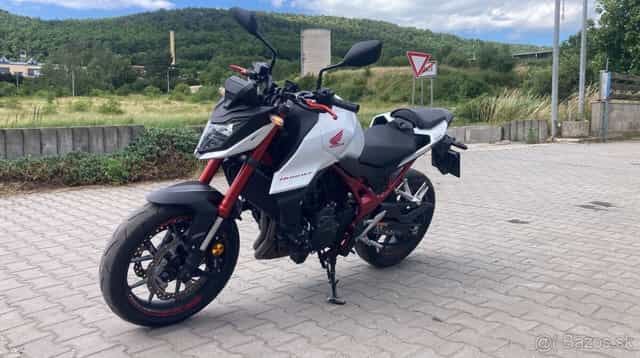 Honda CB 750 A Hornet