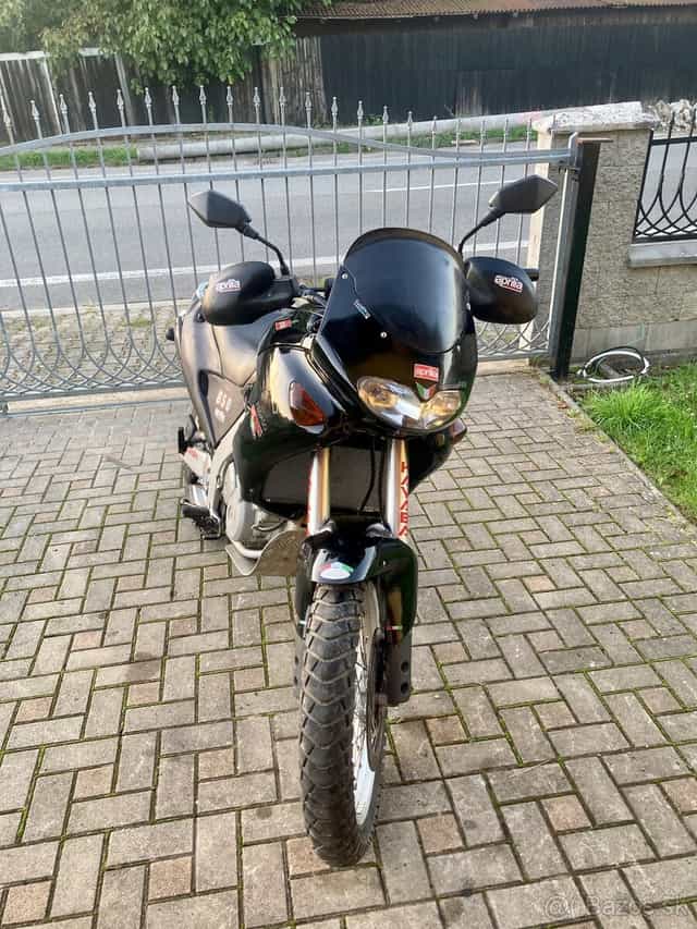 Aprilia pegaso 650 - motor rotax ako BMW f650