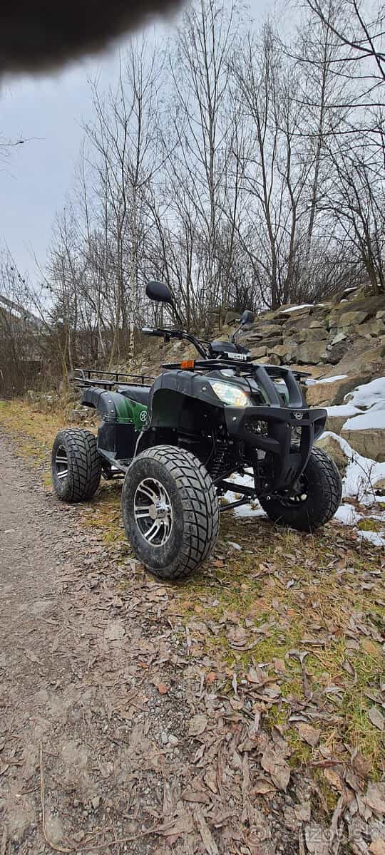 Akumulátorová štvorkolka - HECHT