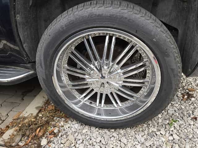 Hliníkové disky 6x139,7 + pneu 285/45r22