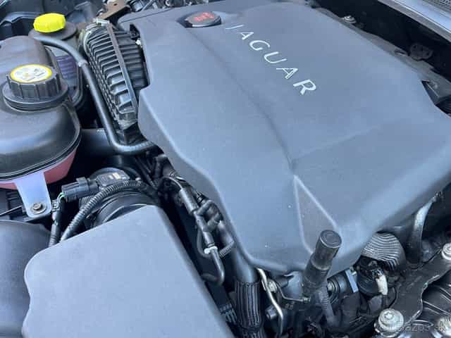 Motor 3.0 TDV6, 306DT, Euro 5, nájezd 137 650 Km