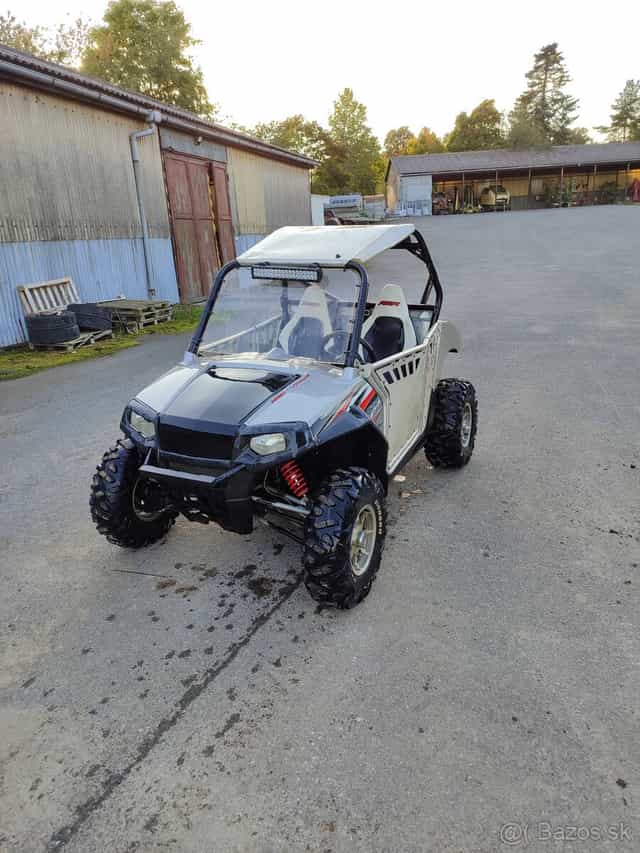 Polaris RZR 800 efi
