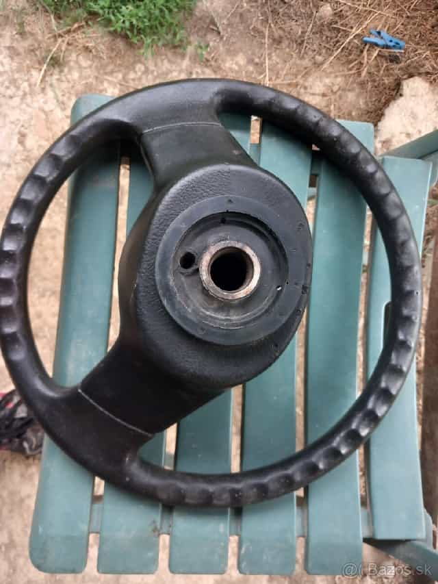 Predám volant felicia ako na fotke používany