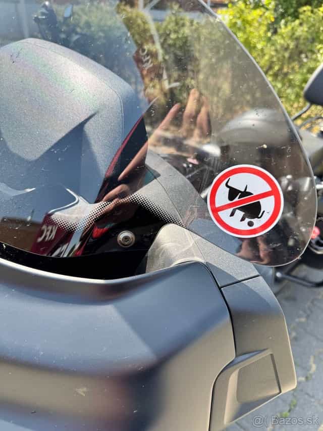 Vypratavam veci z garaze