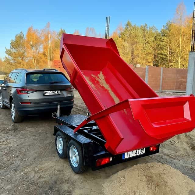 Sklápěcí přívěsný vozík do 750 kg – za auto i čtyřkolku