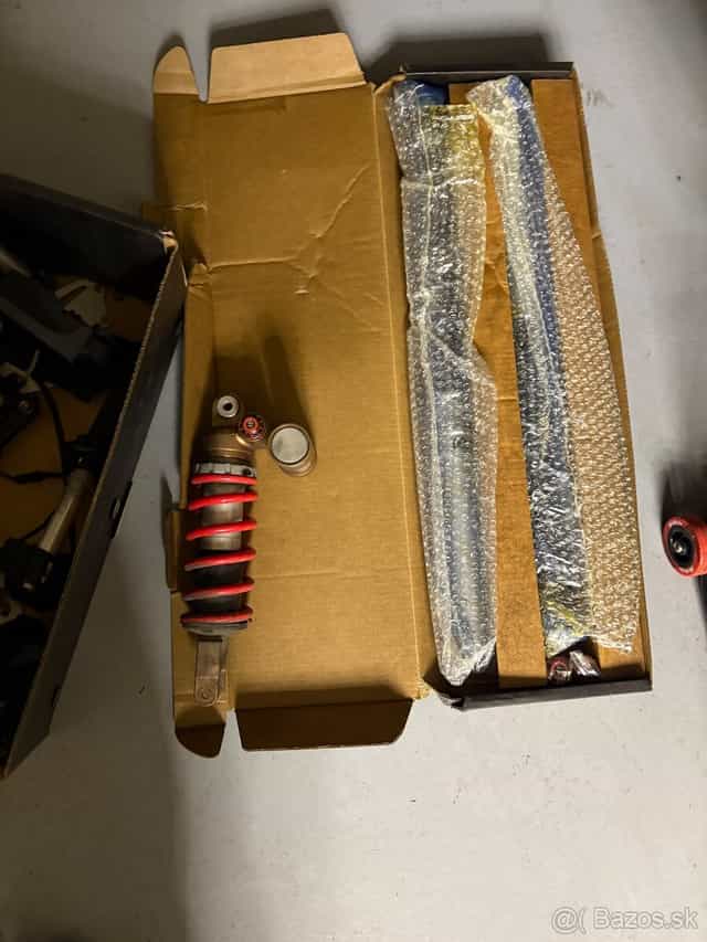 bmw s1000rr 2010 tlmiče- predok zadok original