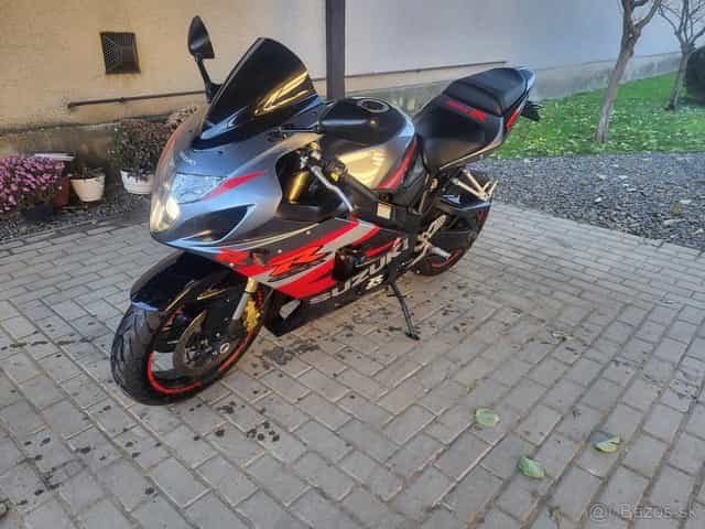 Suzuki gsxr 750
