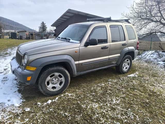 Jeep Cherokee KJ 2.8crdi 120kW 5st automat