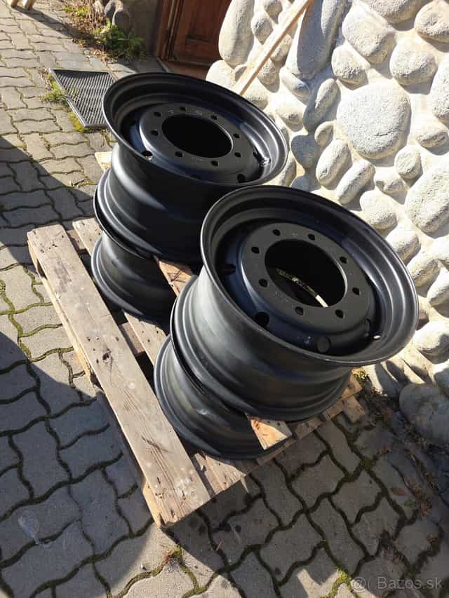 Disky man 4x4 L2000 praga 11x20 r20 iveco unimog