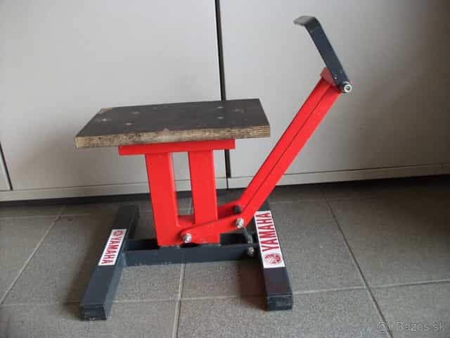 Masívny zdvíhací stojan na motocross/enduro + trojuholník GR