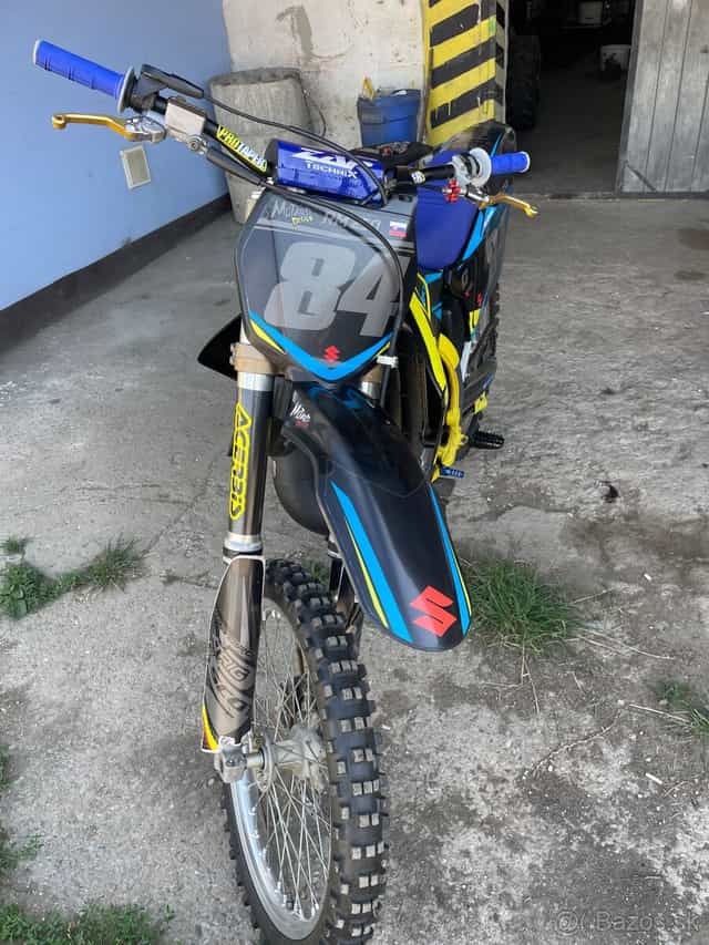 Predám Suzuki rm 250 rok 2003