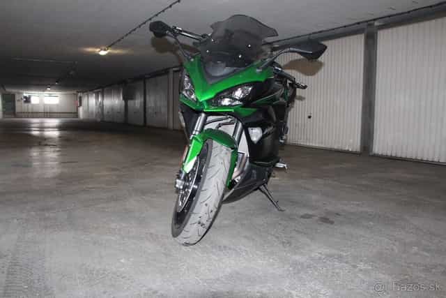 Kawasaki Ninja 1000 SX