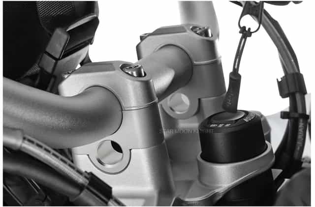 Zvýšení řídítek stříbrné na BMW moto rovné